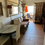 Front Line Ocean View Apartment Walk To The Beach דירה לוס כריסטיאנוס