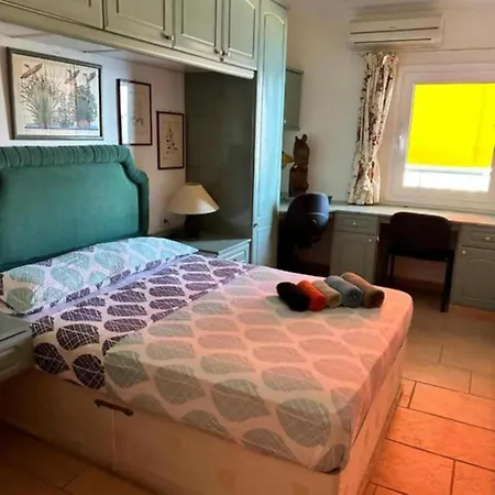 Cristianos First Line Apartament *