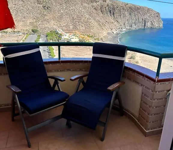 Cristianos First Line Apartment *